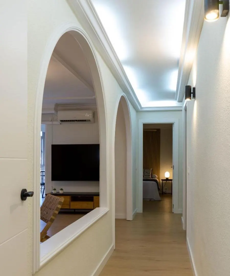 公寓 Malaga Hideaway Near Beach